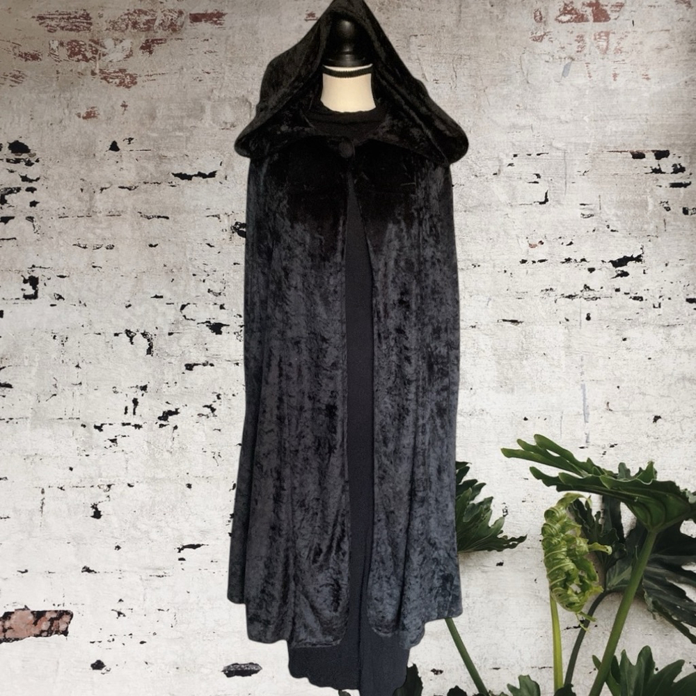 ETERNAL NYC, vintage Black crushed velvet deep hooded Cape with arm slits O/S